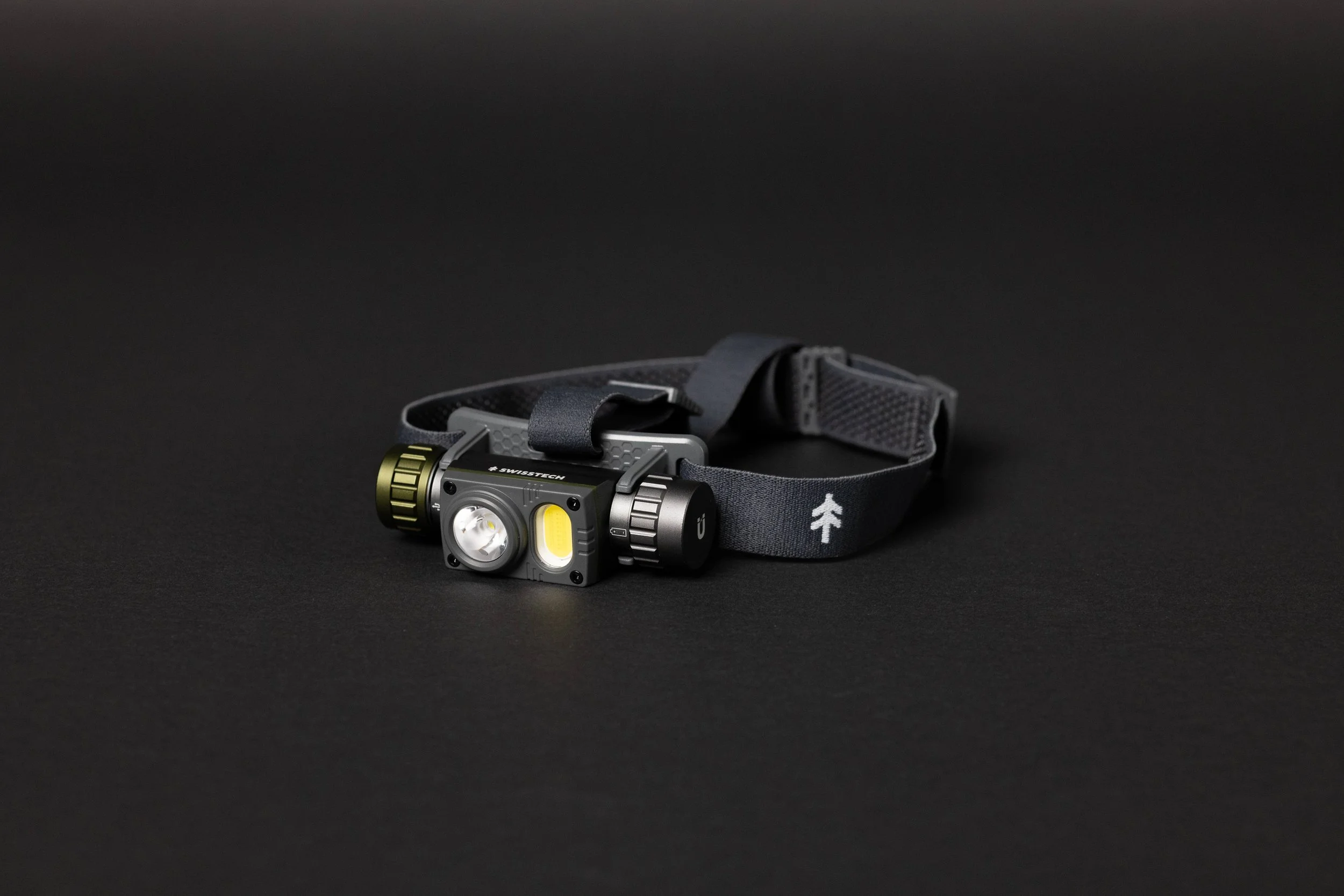 Tonlicht Lantern & Speaker: Bluetooth, 2800LM, Power Bank — Swiss Tech